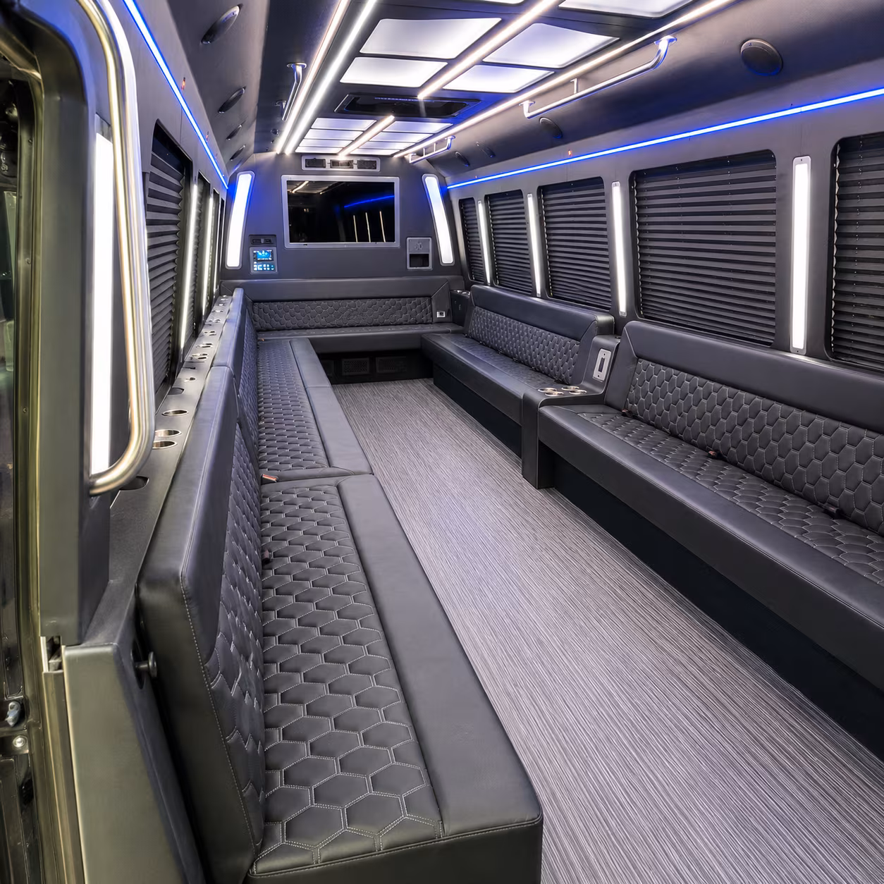 blog rent a bus to kentucky horse park hero