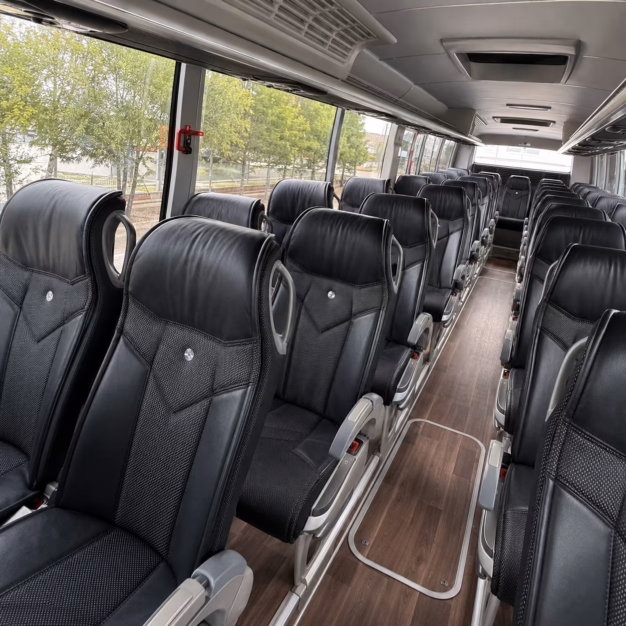 charter bus rentals across lexington and kentucky