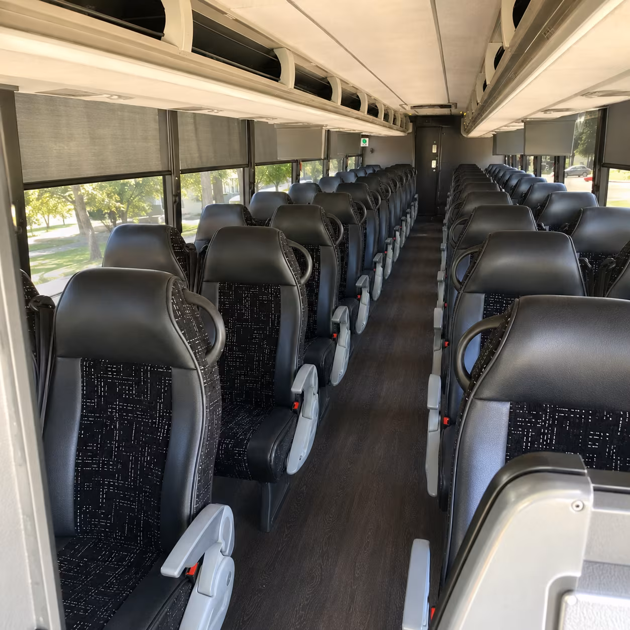 charter buses and party buses to kentucky wildcats basketball games at rupp arena