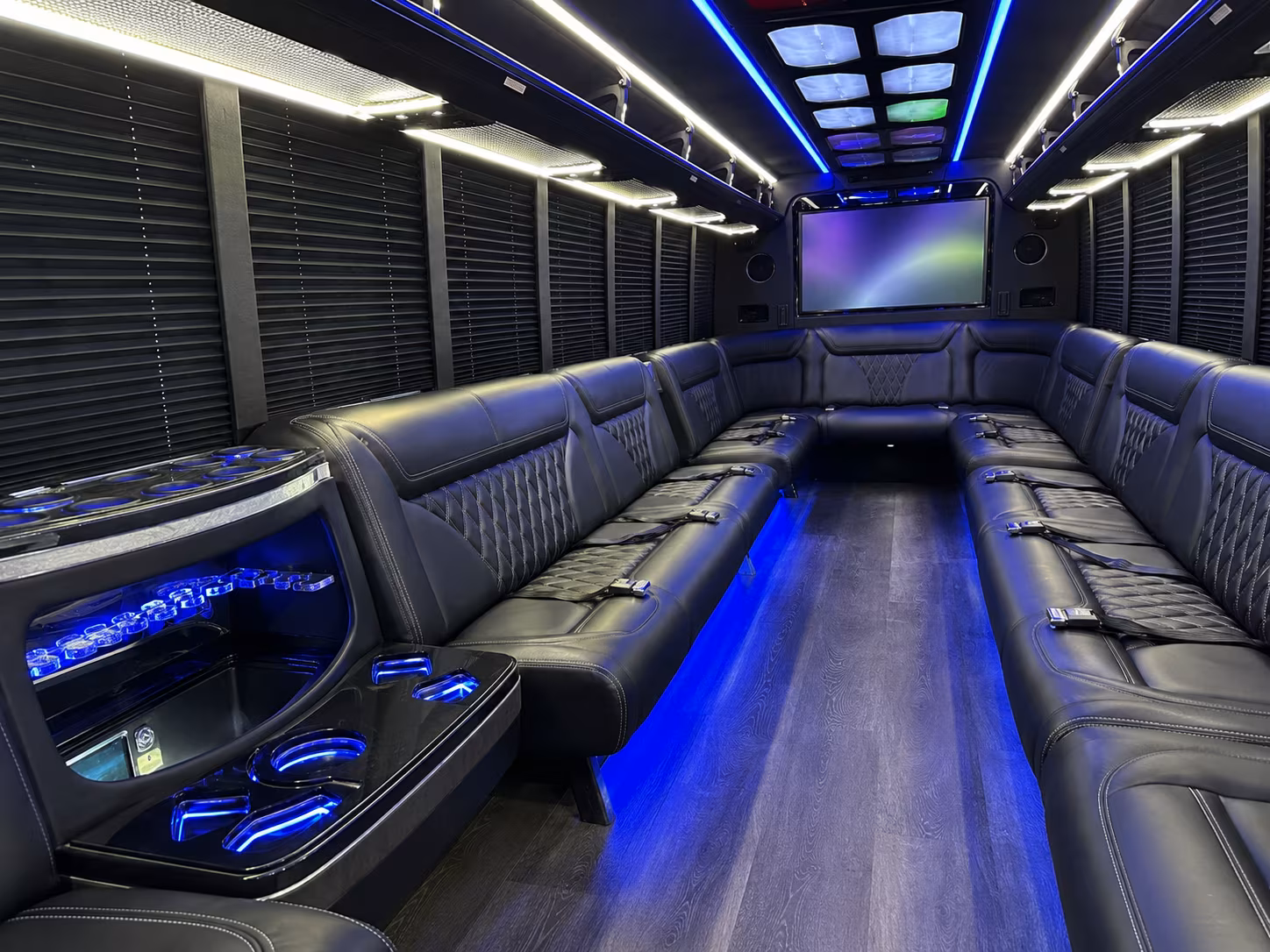 lexington 20 passenger party bus inside