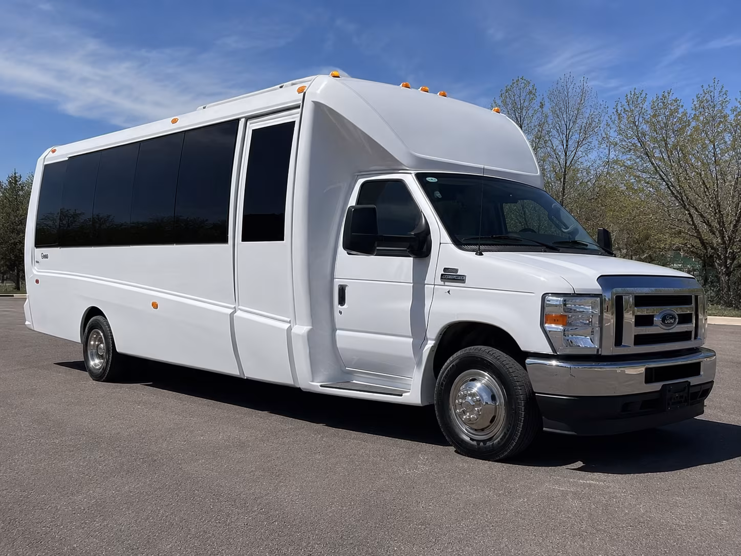 party buses for lexington bachelorette bar crawls on jefferson street